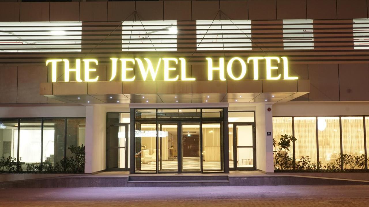 The Jewel Hotel Manama Exterior photo